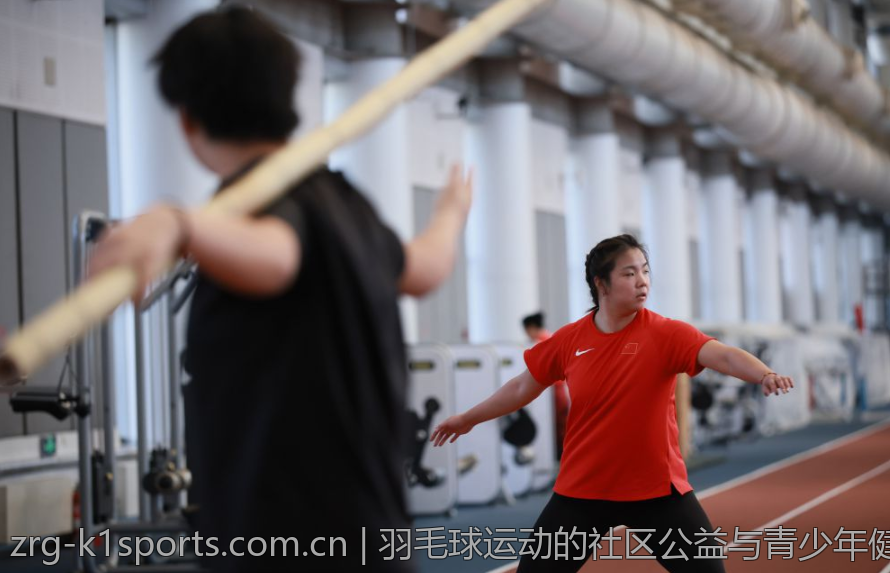 羽毛球运动的社区公益与青少年健康推广